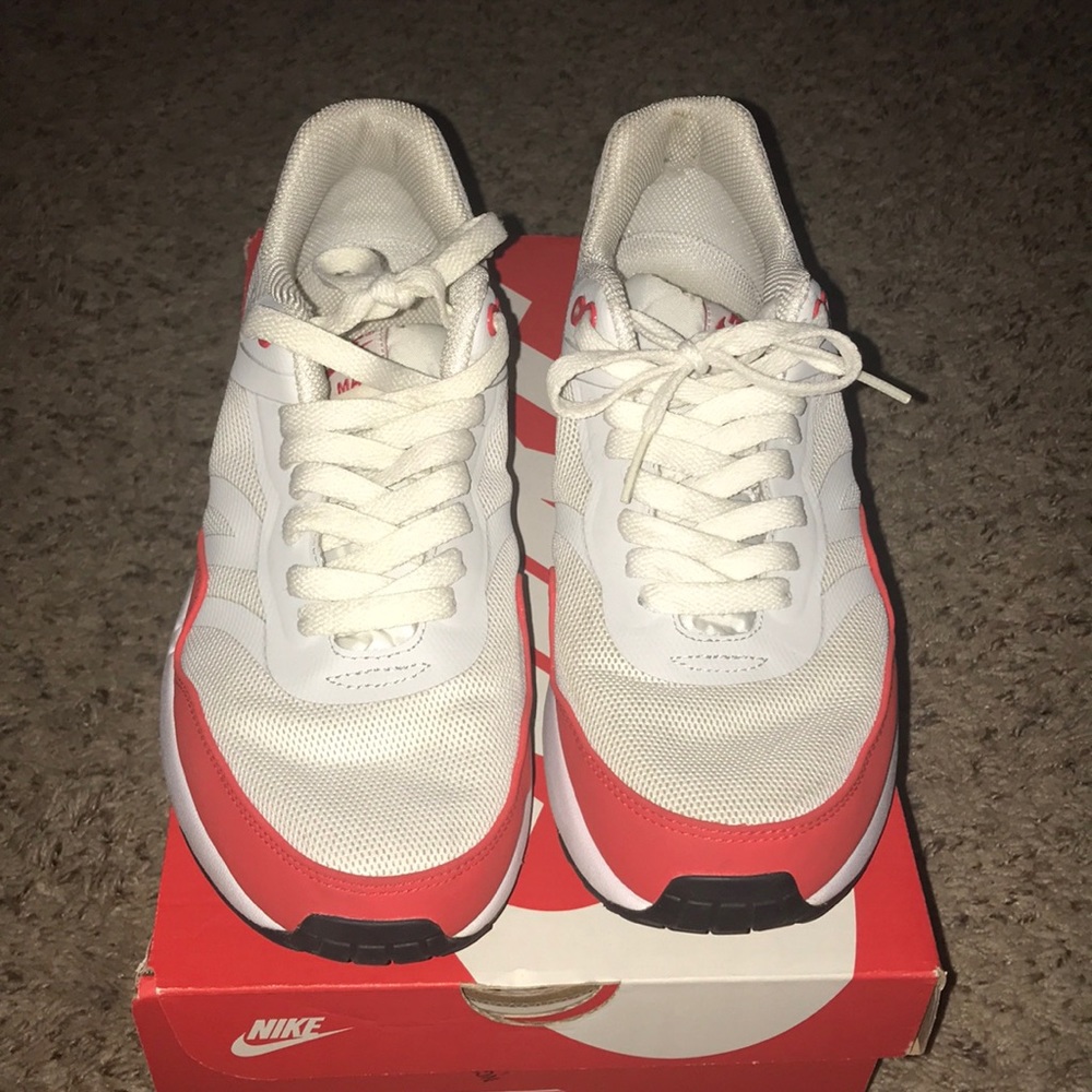 Nike air max